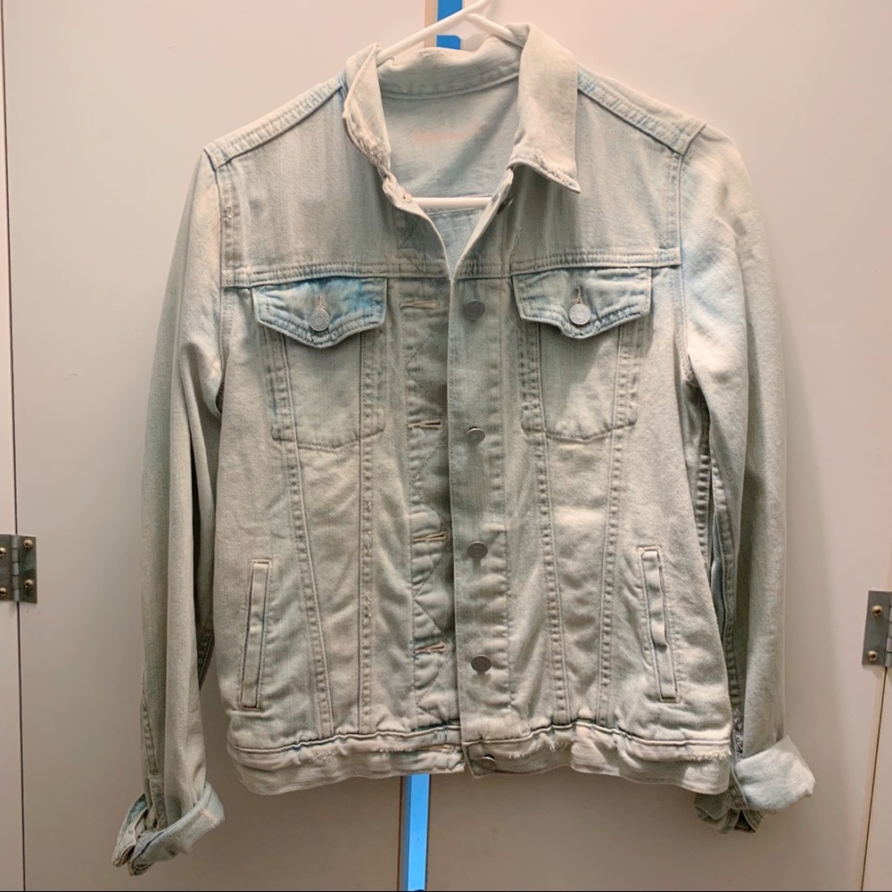 light washed denim jean jacket